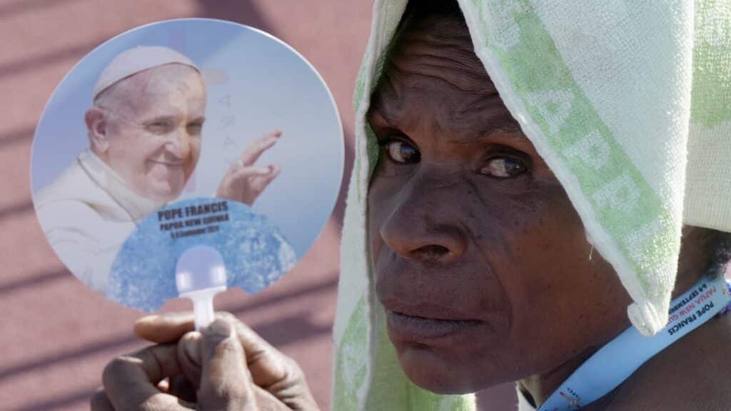 Pope arrives in remote jungles of Papua New Guinea, brings in a ton of humanitarian aid and toys