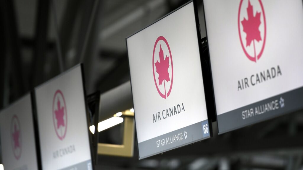 Air Canada urges government to intervene as labor dispute with pilots escalates