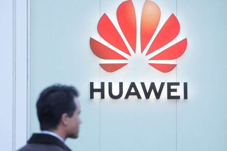 The logo of Huawei is seen in Davos, Switzerland Januar 22, 2020. REUTERS/Arnd Wiegmann