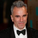 Actor Daniel Day-Lewis poses as he arrives for the British Academy of Film and Arts (BAFTA) awards ceremony at the Royal Opera House in London February 10, 2013. REUTERS/Suzanne Plunkett (BRITAIN - Tags: ENTERTAINMENT HEADSHOT) (BAFTA-ARRIVALS)