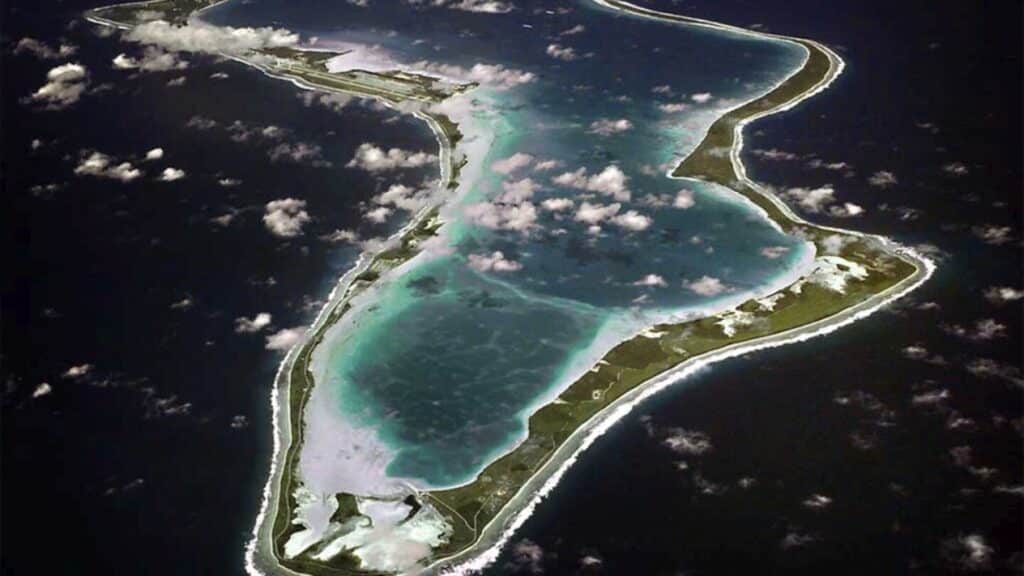 UK gives sovereignty of the Chagos Islands to Mauritius. The US base on Diego Garcia stays